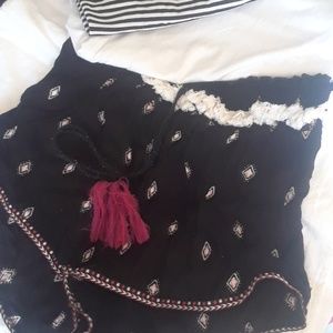 5 hour sale! Boho shorts with fringe waistband